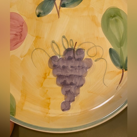 Frutta by CALECA, an Italian company. This is a chop plate of 11.25 inches round - Picture 15 of 16